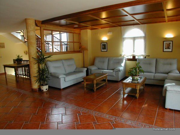 Hotel Arnal Escalona 내부 사진