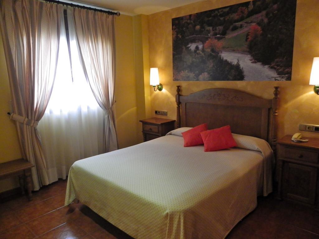 Hotel Arnal Escalona 외부 사진