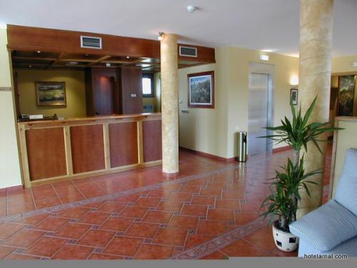Hotel Arnal Escalona 내부 사진